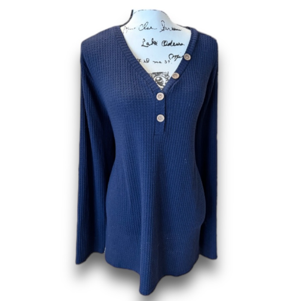 Olrik long sleeve button detail tee size 4X